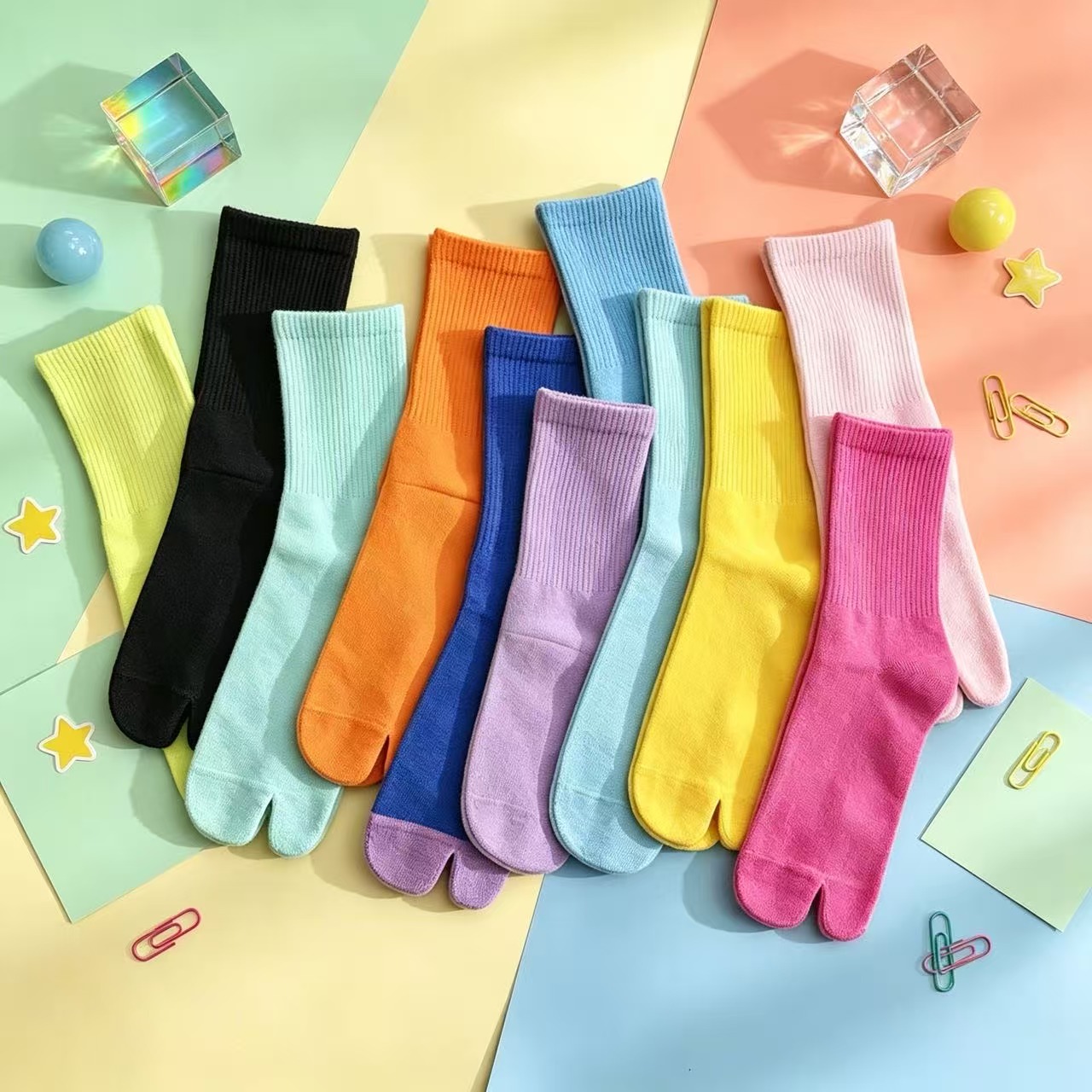 Candy Color Mid-Calf Tabi Sock - Toe Sock Split 评论和价格